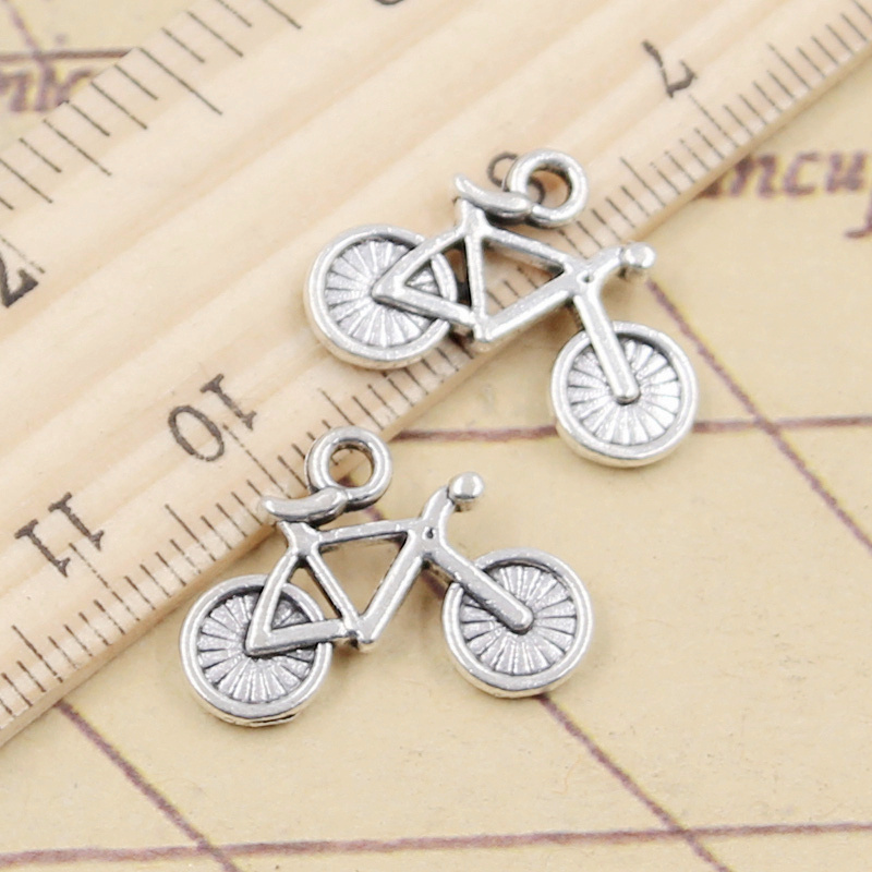 Vintage Cycling Gear - 自転車チャーム,15x20mm,チベットシルバーカラーペンダント,アンティークジュエリー,手作り,20個